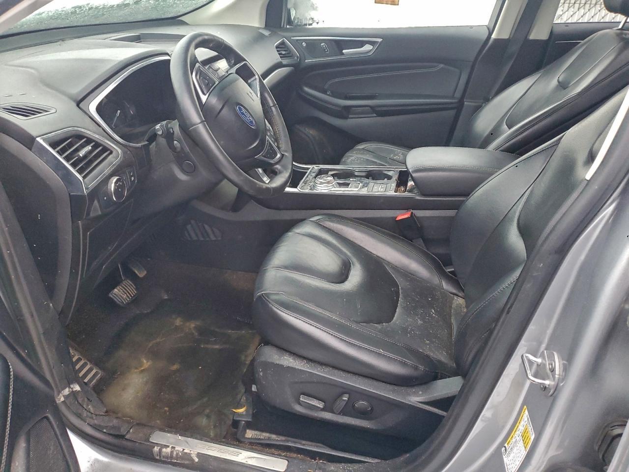 2020 Ford Edge Titanium