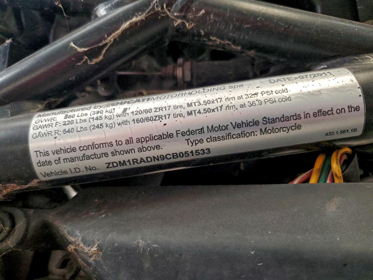 2012 Ducati Monster 696