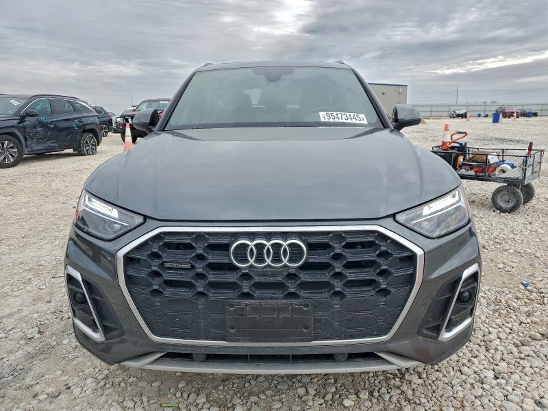2023 Audi Q5 Premium Plus 45
