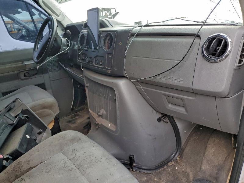 2011 Ford Econoline E150 van
