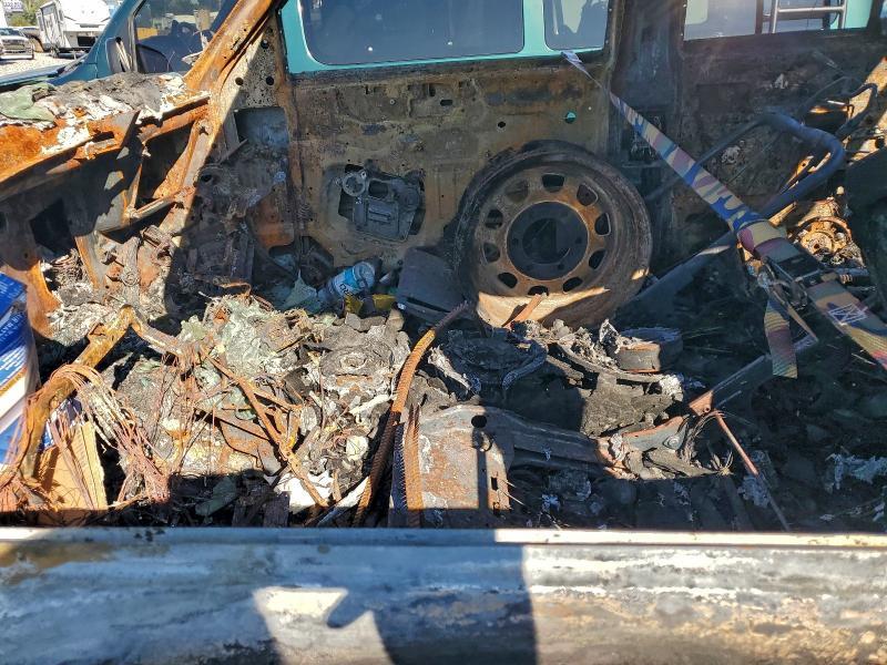 2002 Chevrolet S 10 Flatbed Truck