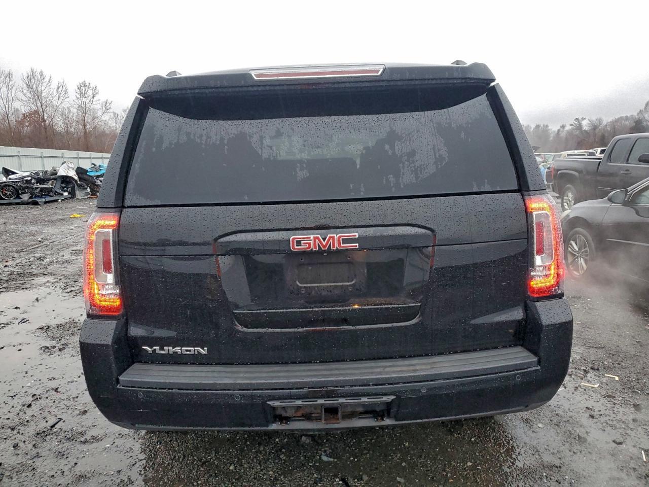 2015 GMC Yukon slt