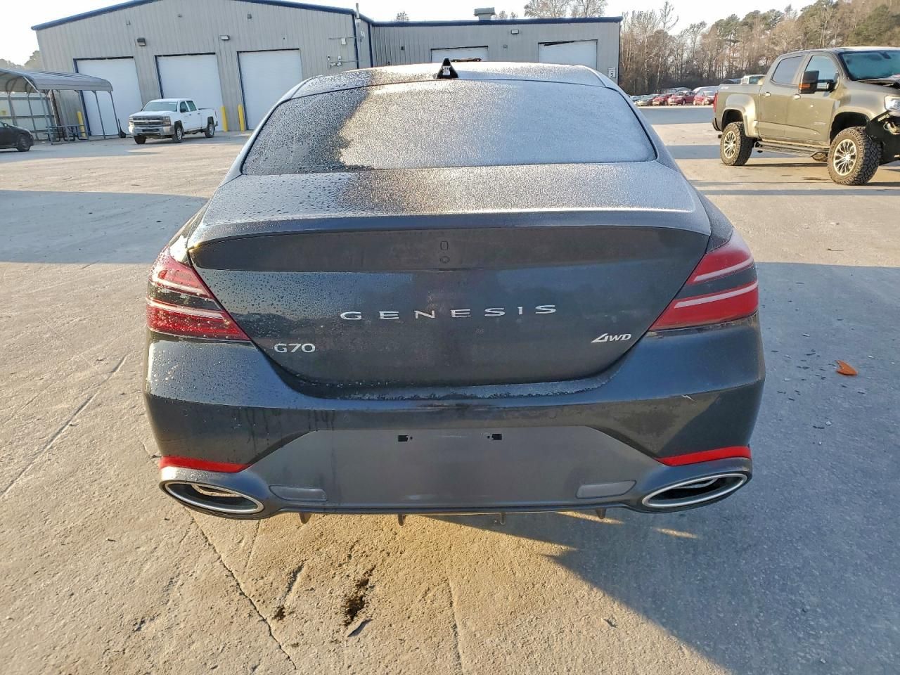 2025 Genesis G70 Base