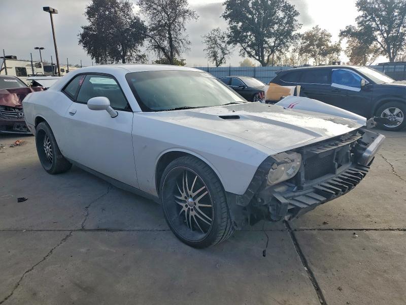 2013 Dodge Challenger sxt