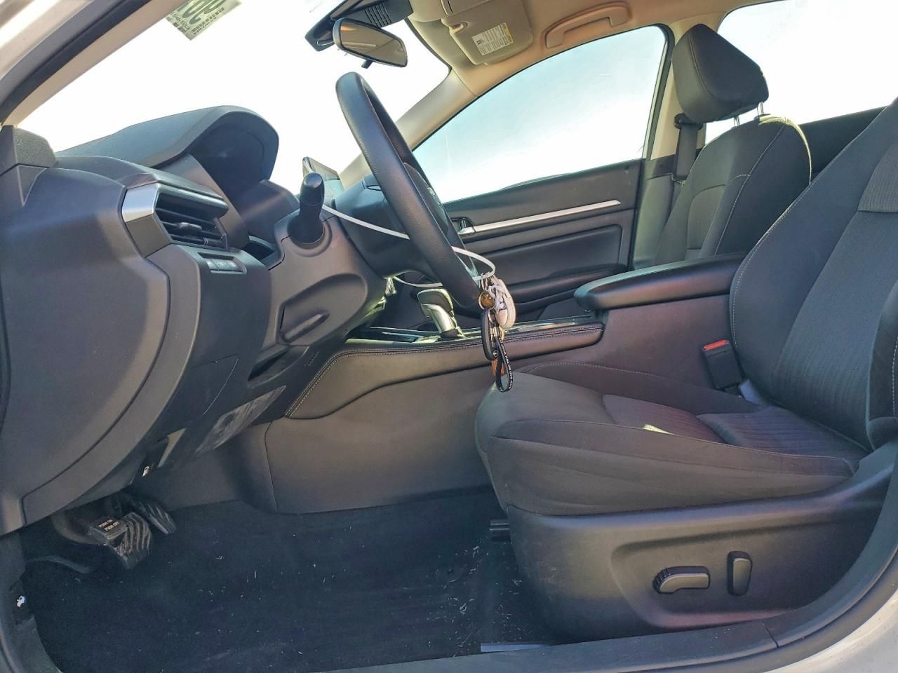 2023 Nissan Altima sv