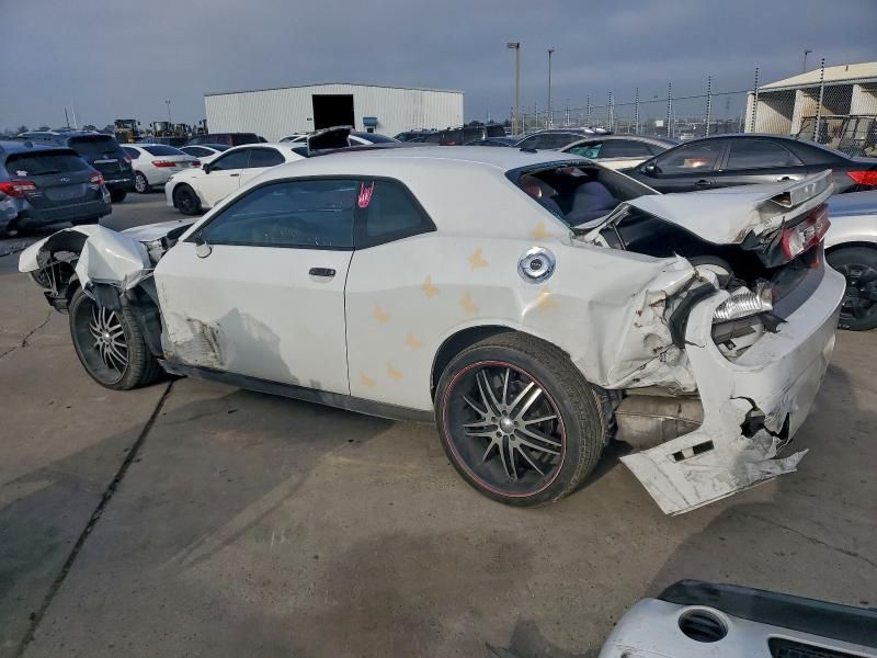 2013 Dodge Challenger sxt