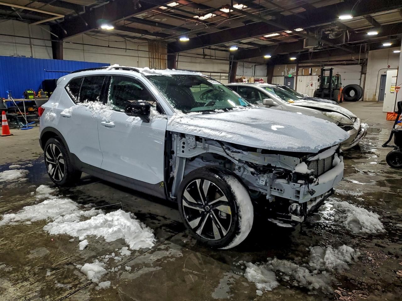 2025 Volvo Xc40 Plus