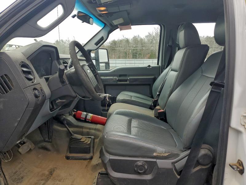 2016 Ford F450 Flatbed Truck