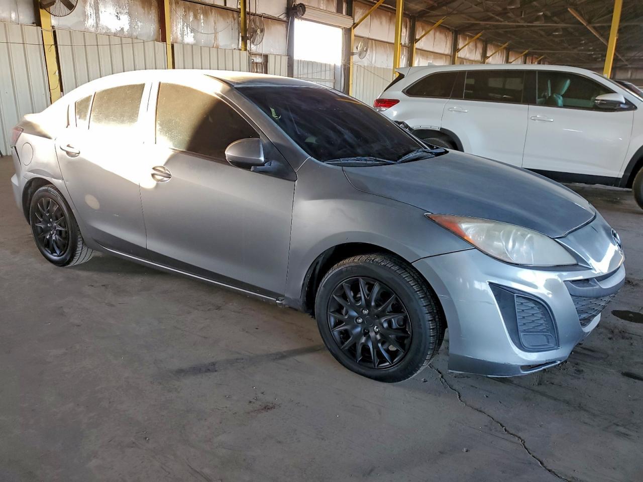 2011 Mazda 3 I