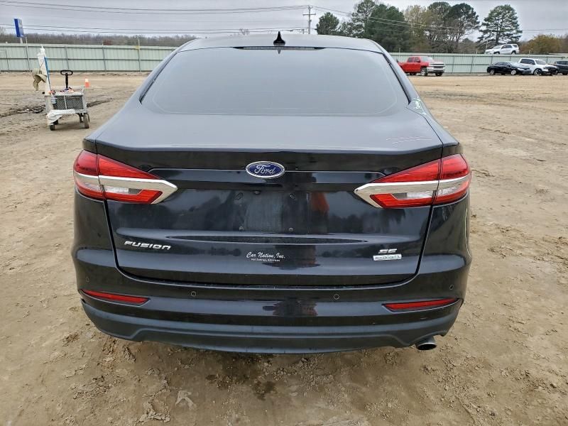 2019 Ford Fusion se