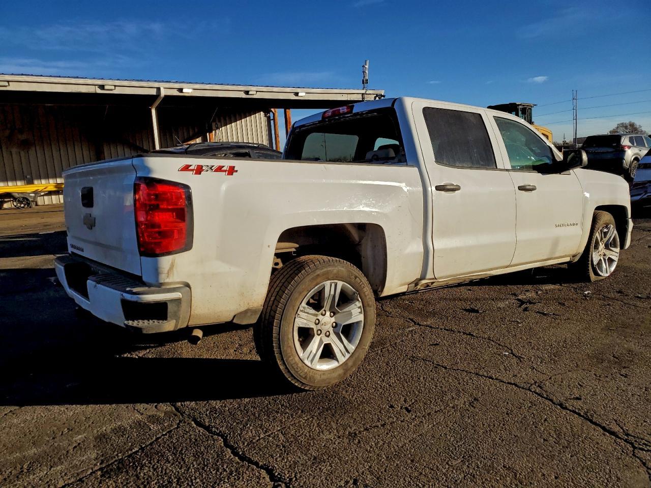 2018 Chevrolet Silverado K1500 Custom