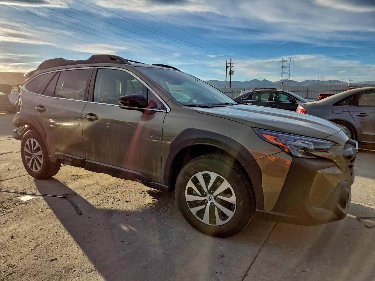 2025 Subaru Outback Premium