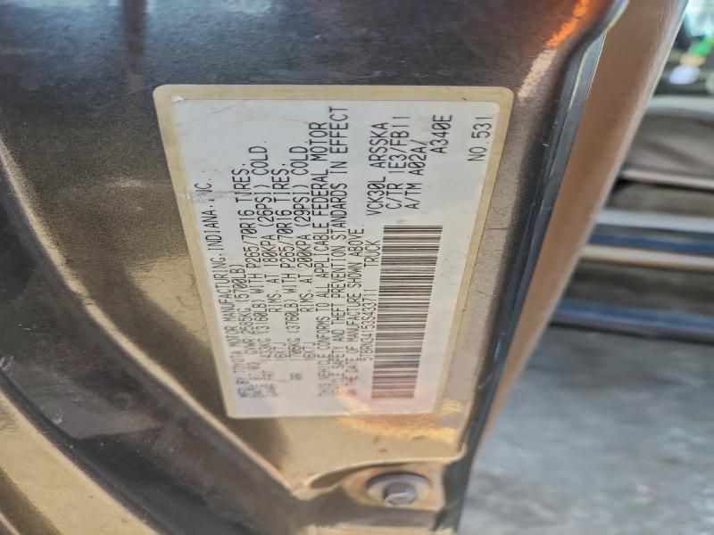 2003 Toyota Tundra Access cab SR5