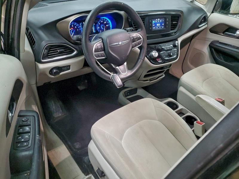 2017 Chrysler Pacifica lx