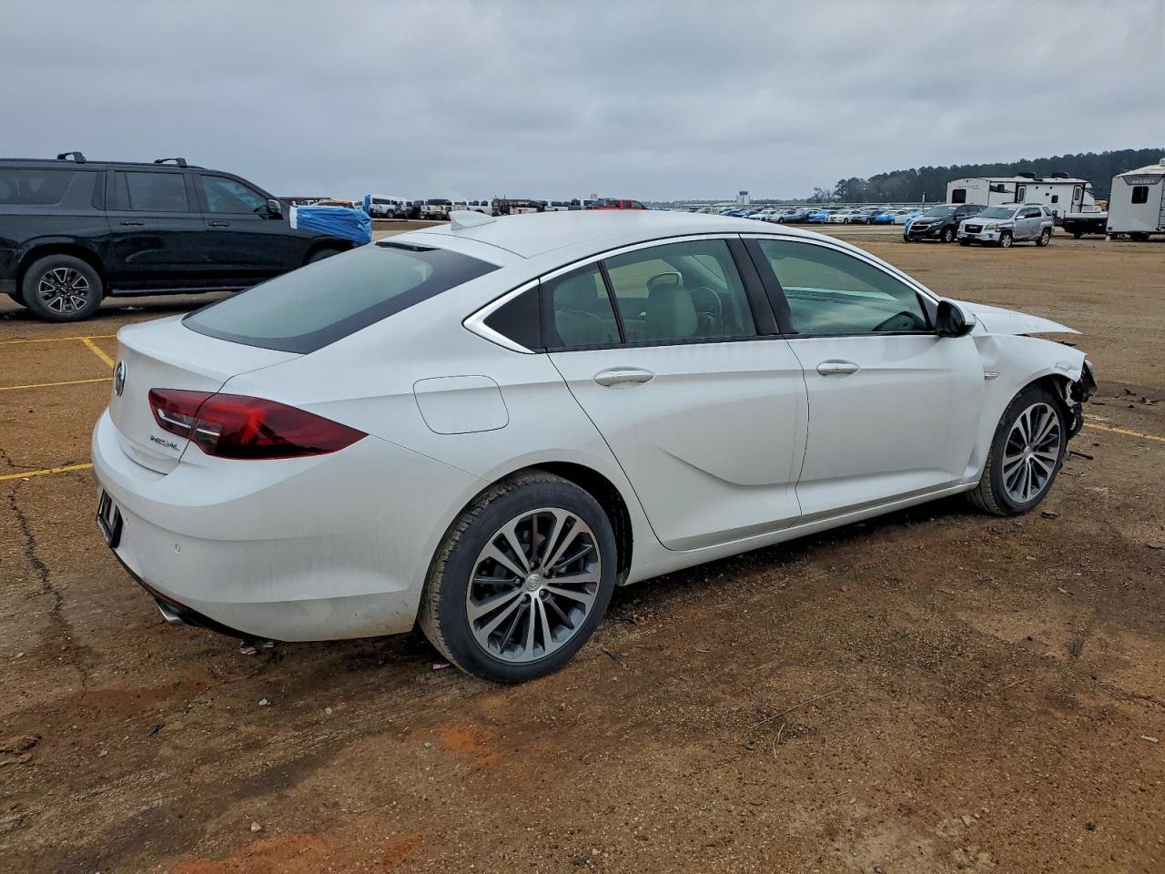 2019 Buick Regal Essence