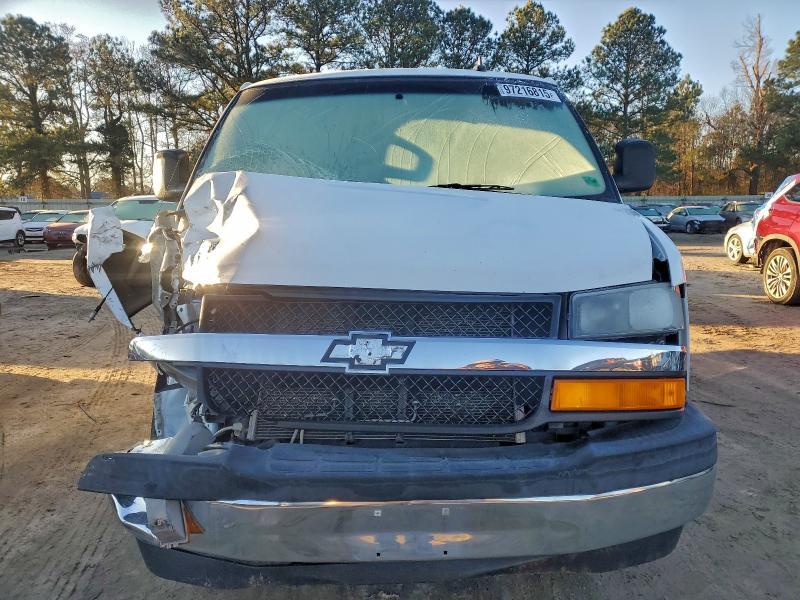 2018 Chevrolet Express G3500 LT