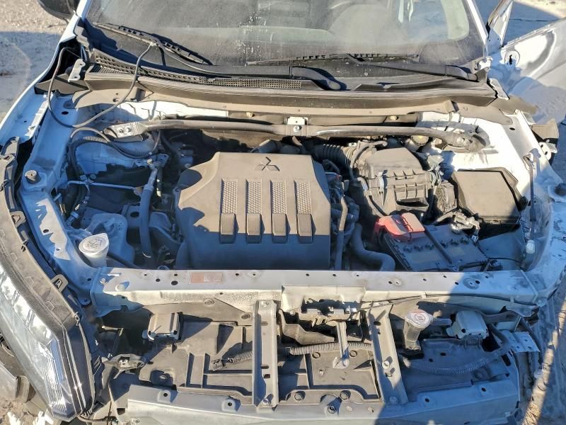 2022 Mitsubishi Eclipse Cross le