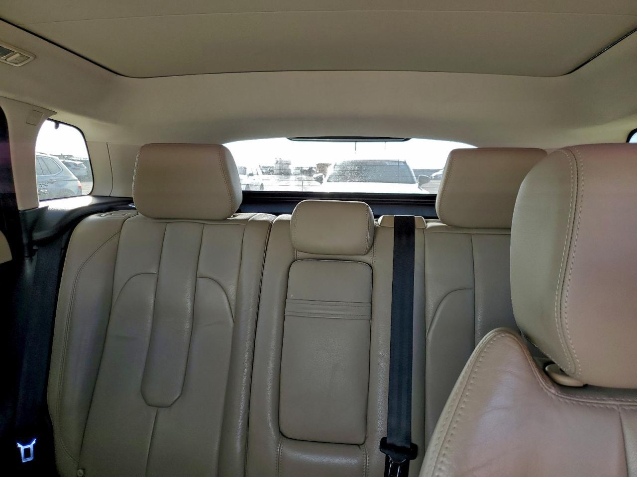 2013 Land Rover Range Rover Evoque Pure Premium