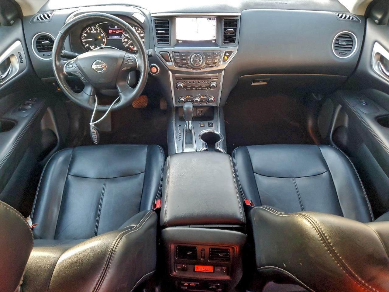 2019 Nissan Pathfinder s