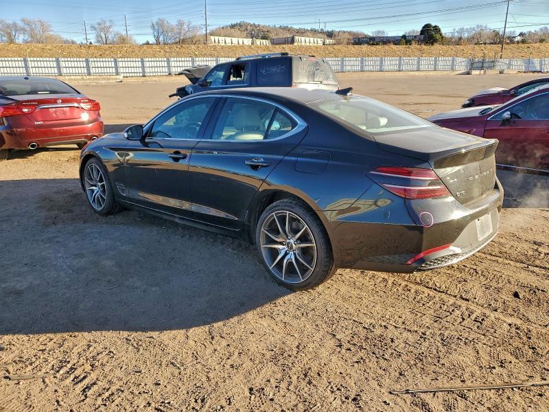 2023 Genesis G70 Base