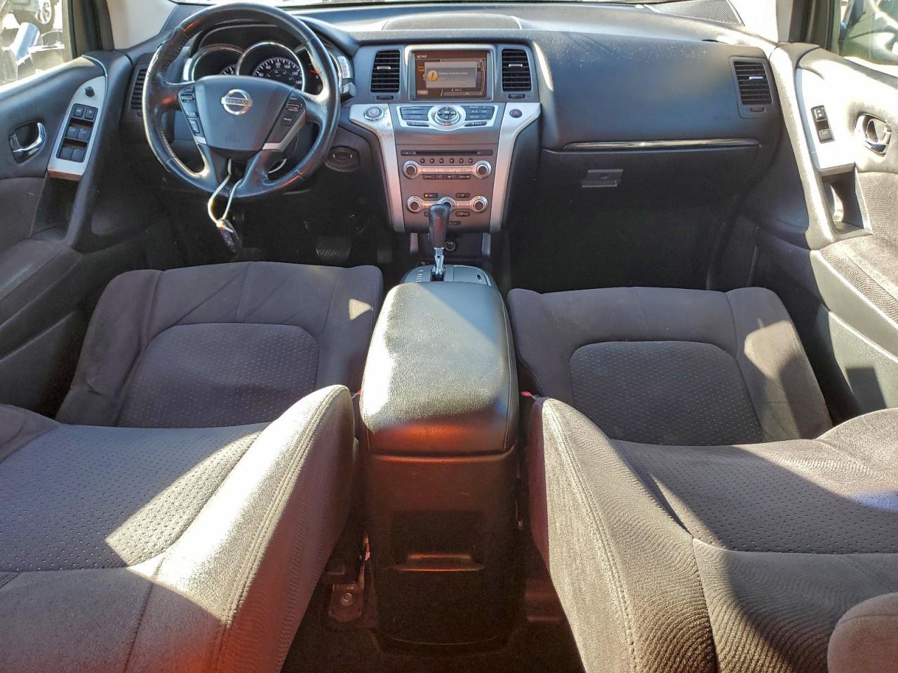 2012 Nissan Murano s