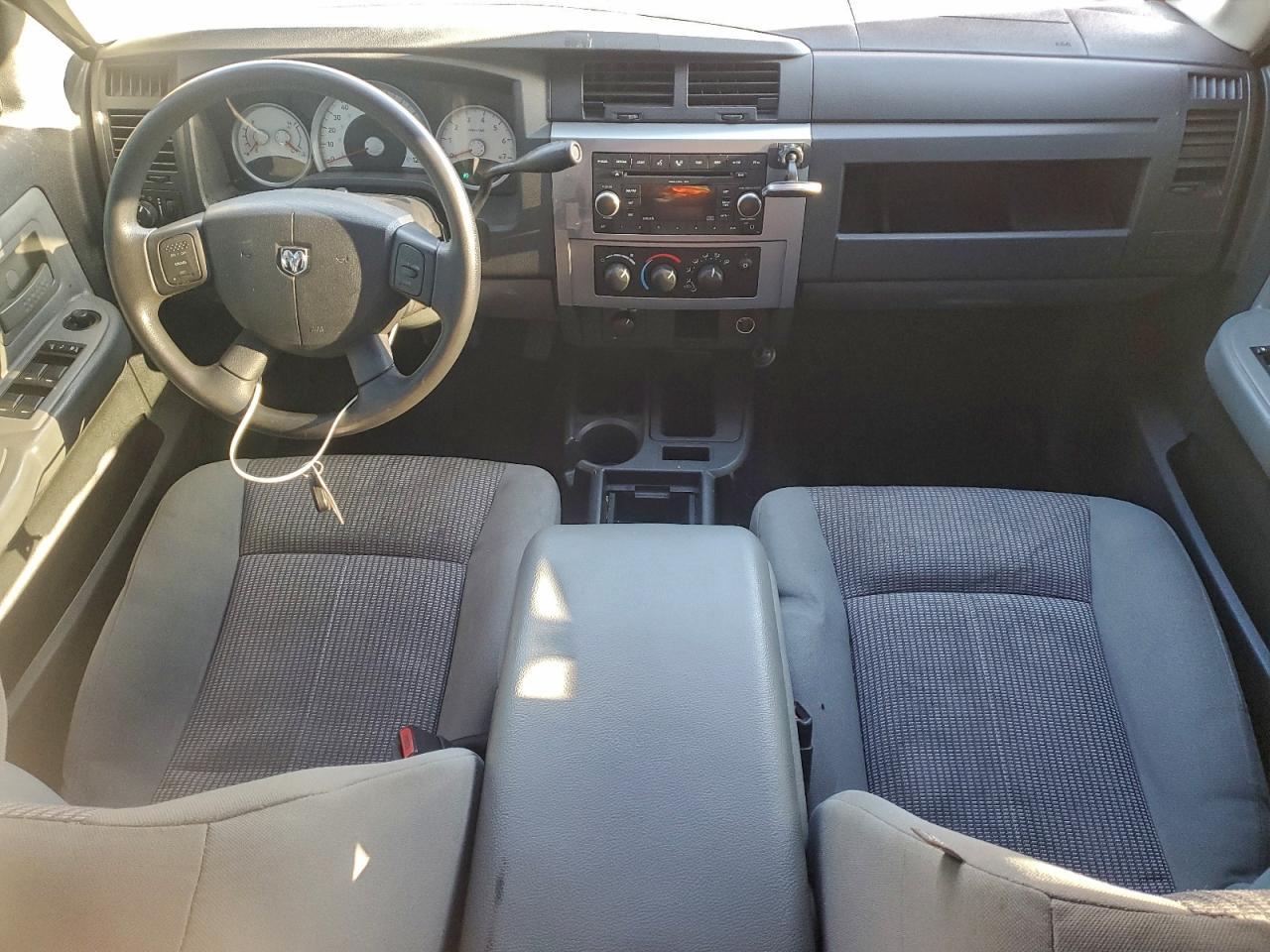 2008 Dodge Dakota Quad SLT