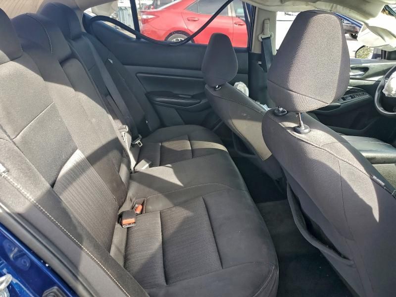 2019 Nissan Altima s