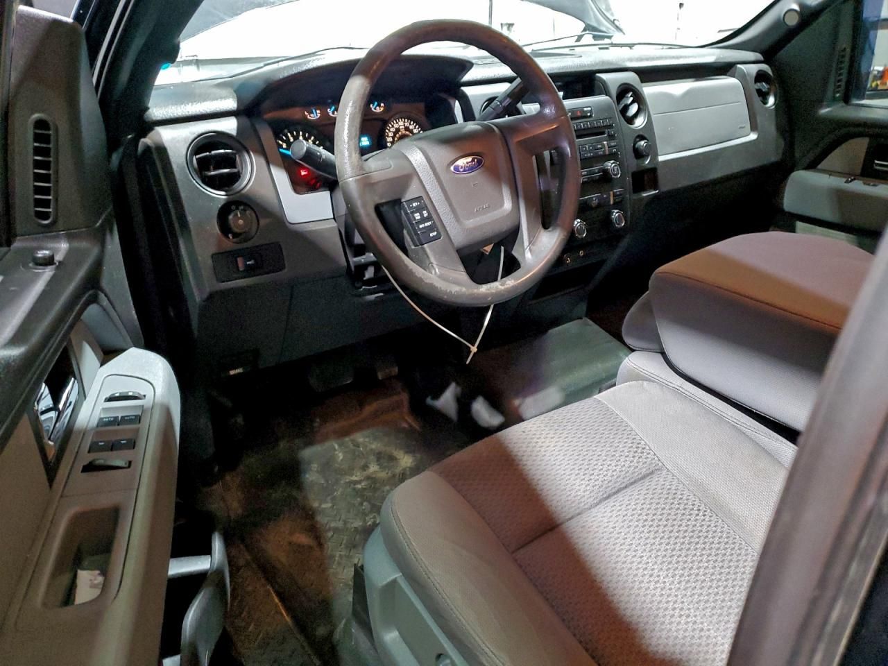 2012 Ford F150 Super cab