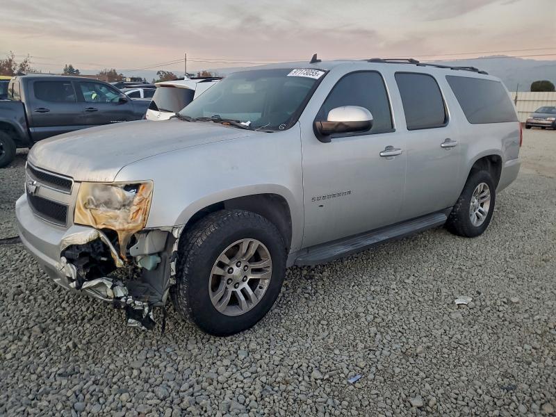 2010 Chevrolet Suburban C1500 ls