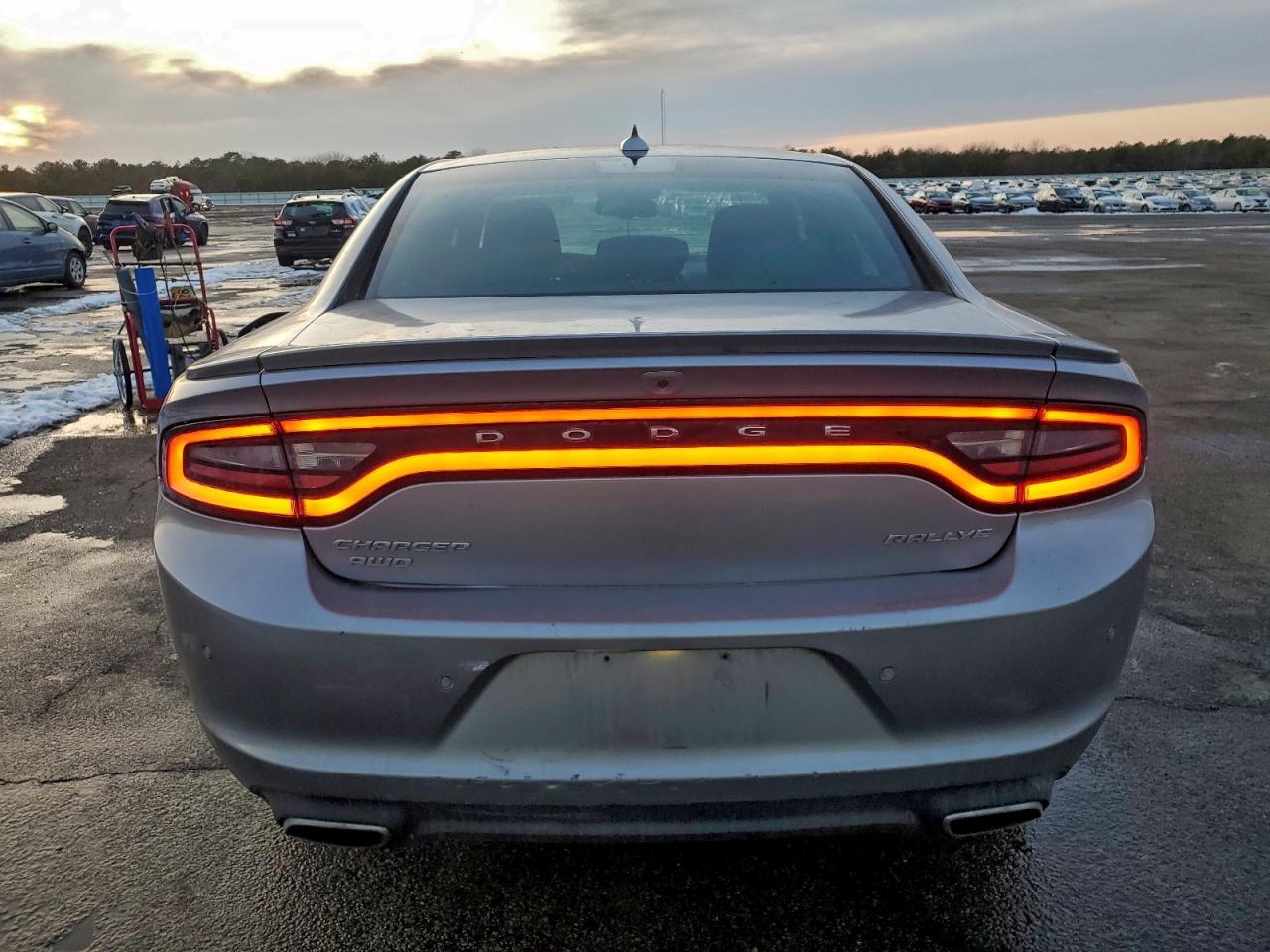 2015 Dodge Charger sxt