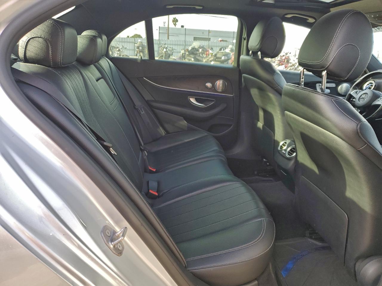 2017 Mercedes-Benz E 300 4matic