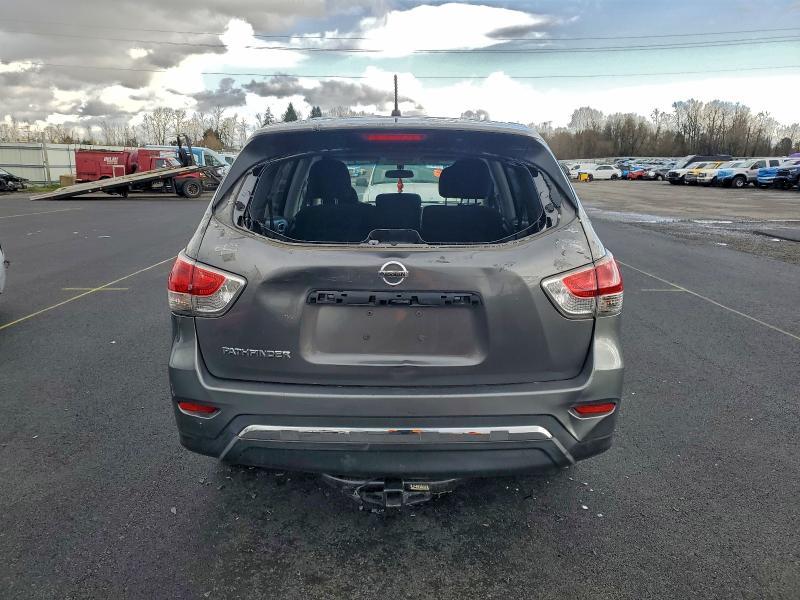2015 Nissan Pathfinder s