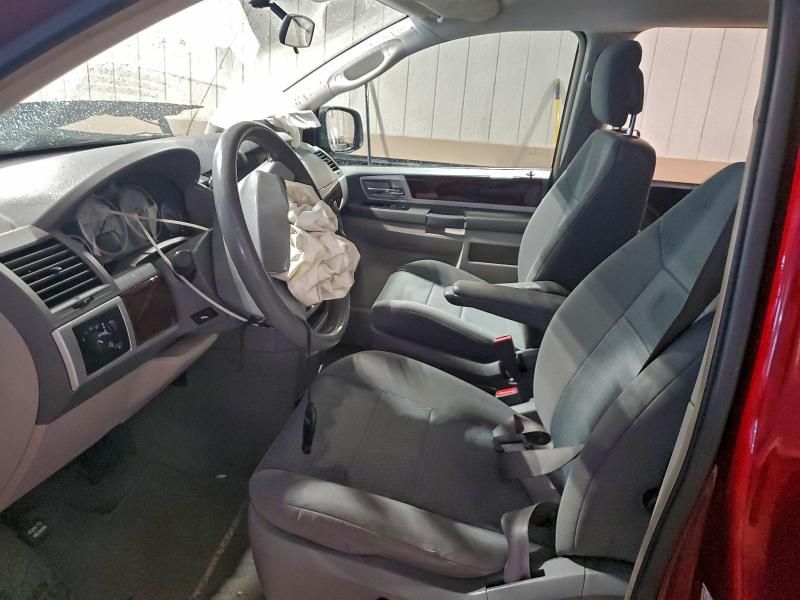 2010 Chrysler Town & Country Touring