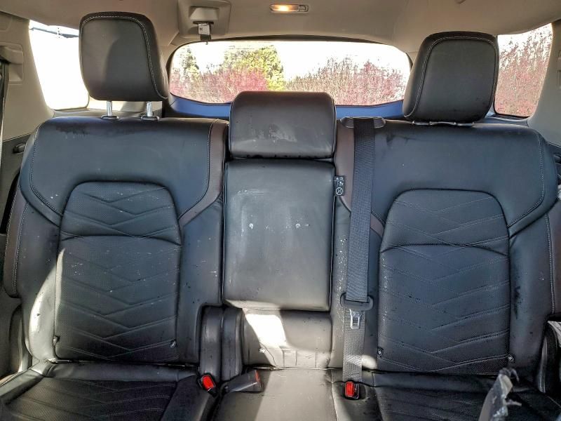 2022 Nissan Pathfinder Platinum