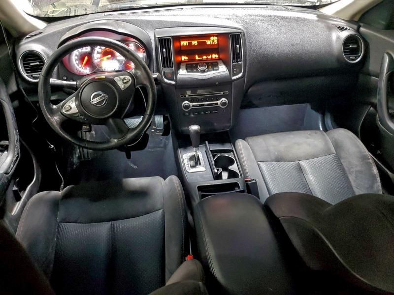 2014 Nissan Maxima s