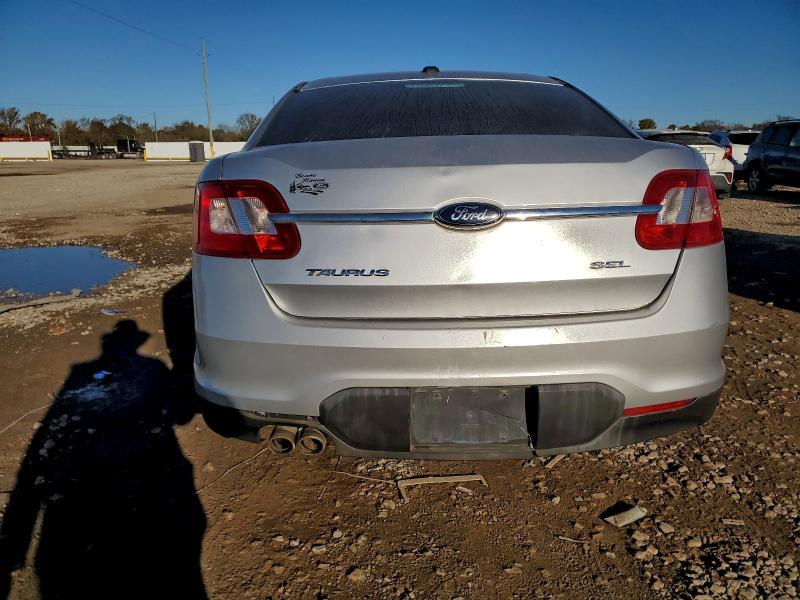 2011 Ford Taurus sel