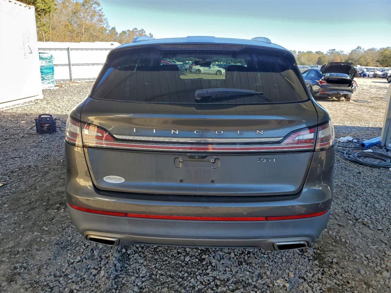 2019 Lincoln Nautilus Reserve