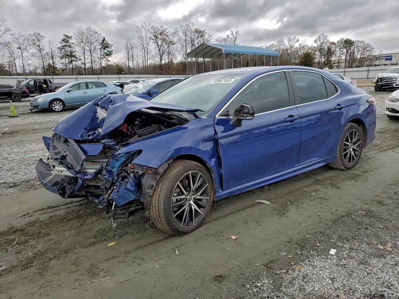 2023 Toyota Camry se Night Shade