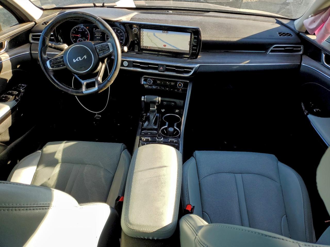 2022 KIA K5 ex
