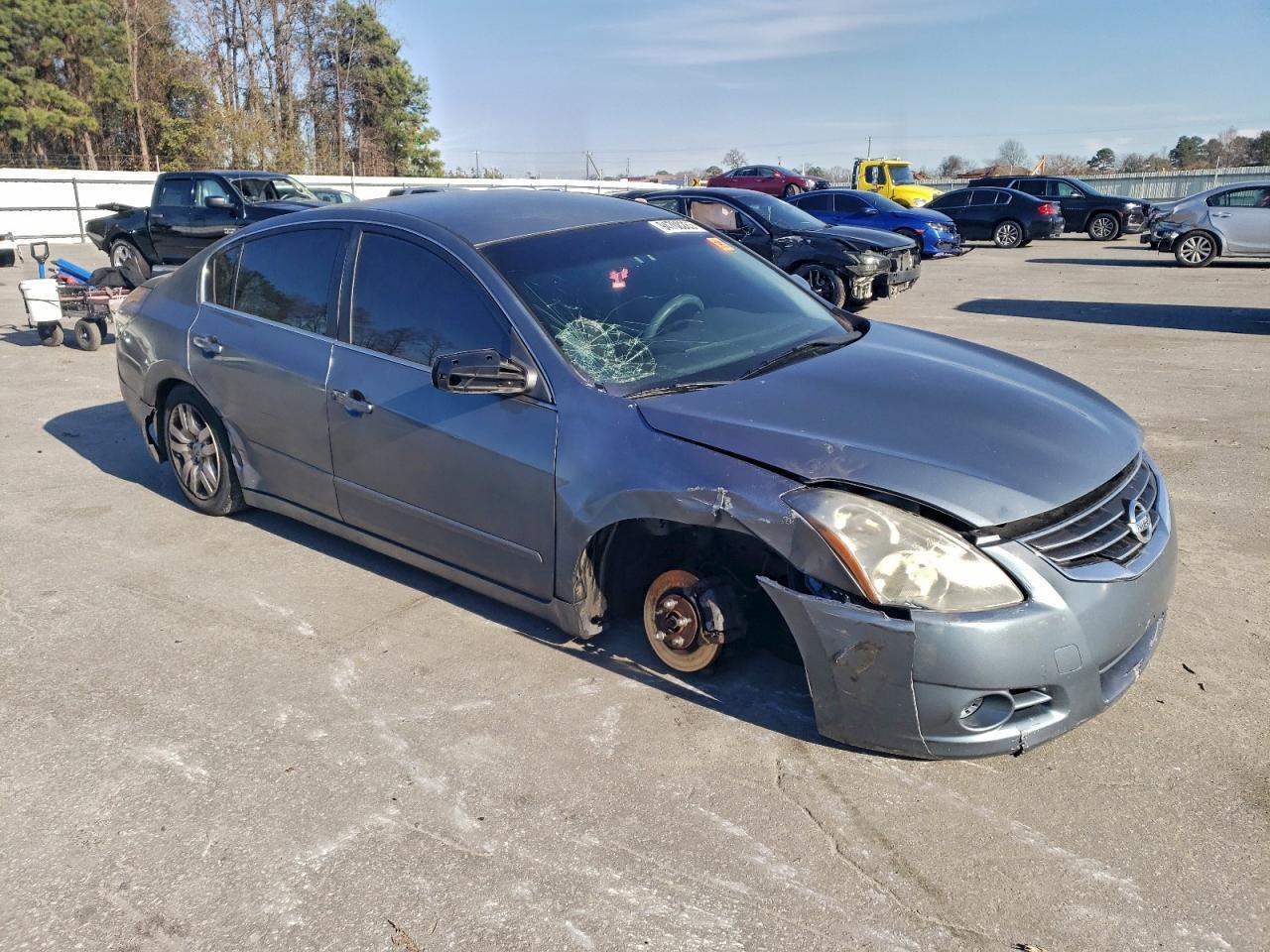 2010 Nissan Altima Base