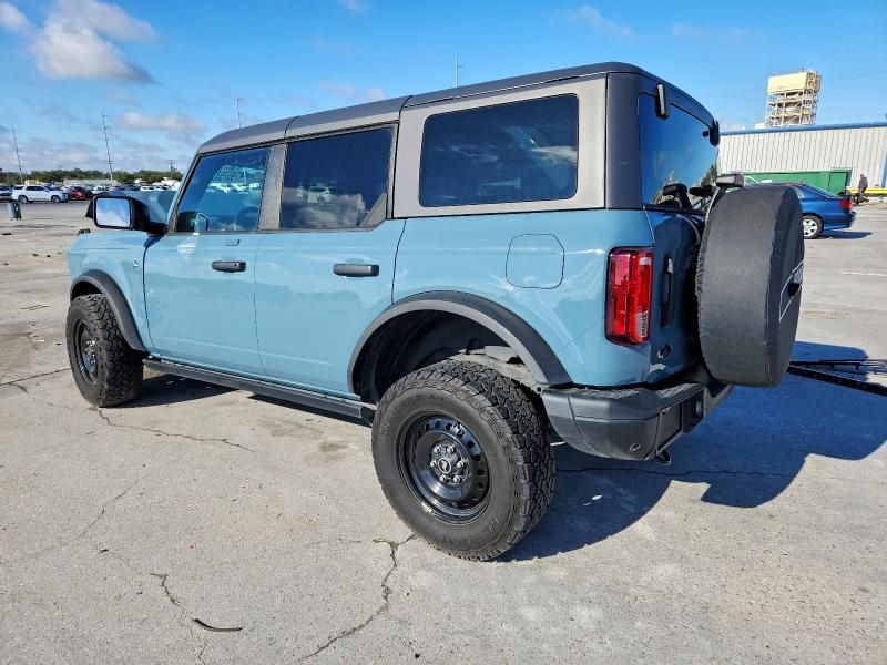2023 Ford Bronco Base