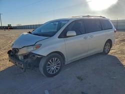 2017 Toyota Sienna xle Premium 8-passenger for sale in Andrews, TX