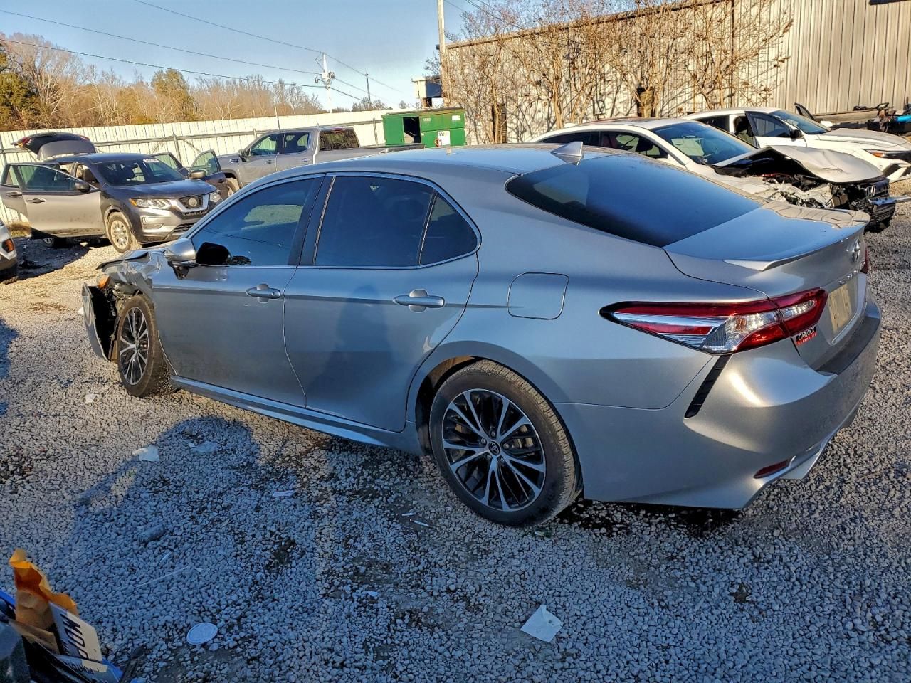 2020 Toyota Camry se
