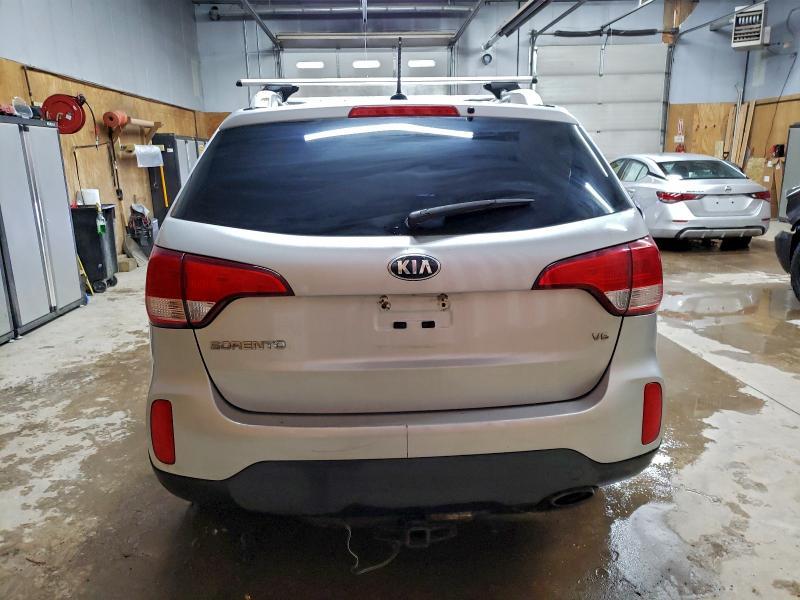 2015 KIA Sorento lx