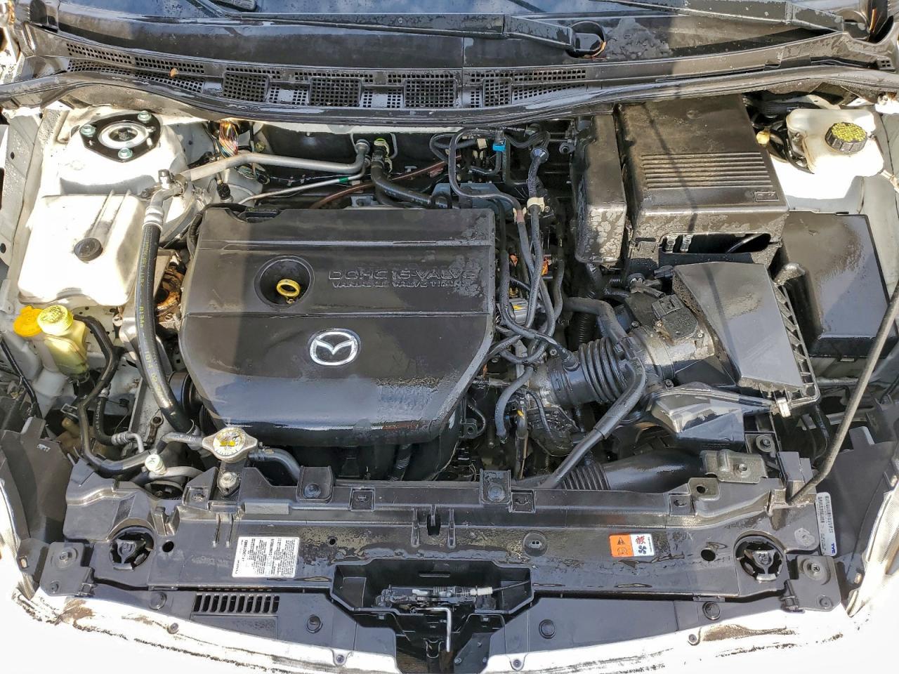 2014 Mazda 5 Sport