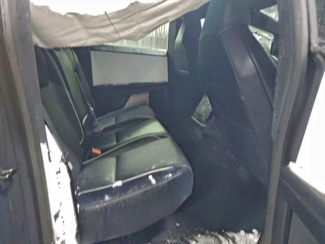 2024 Tesla Cybertruck