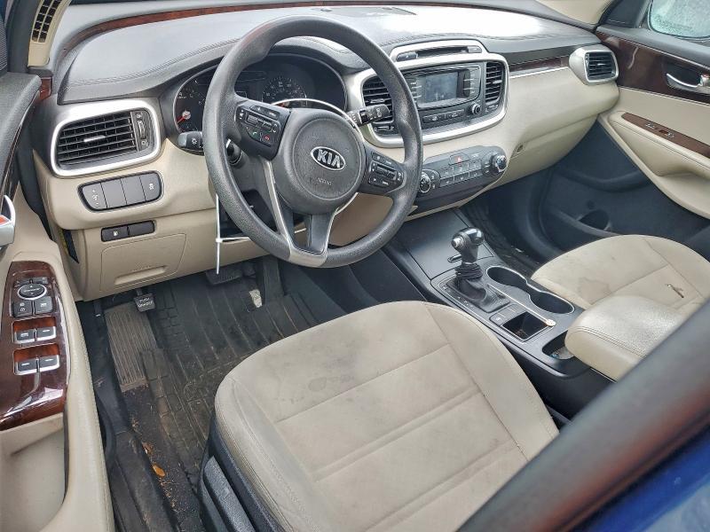2017 KIA Sorento lx