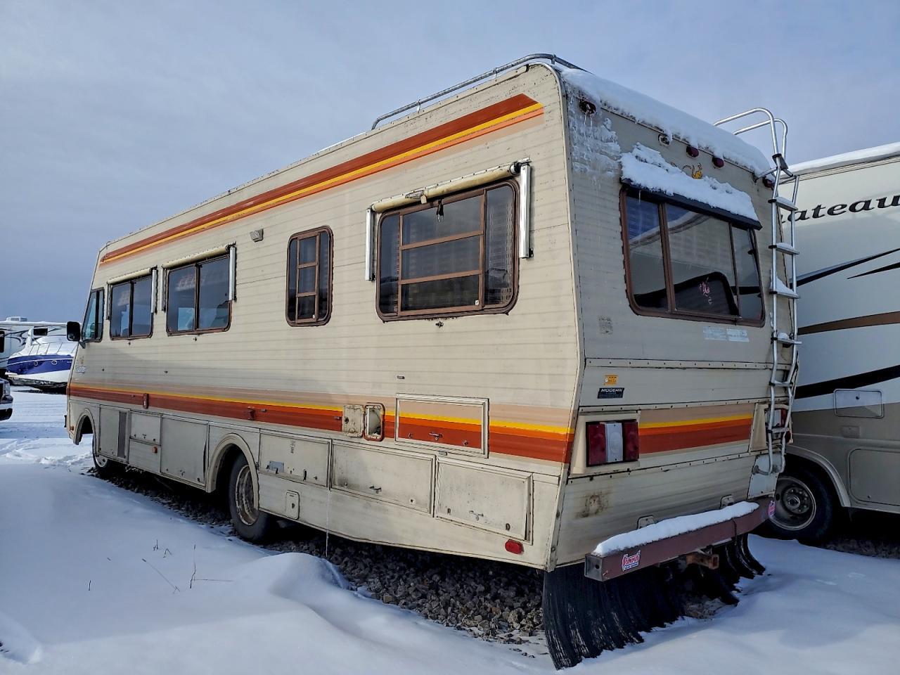 1986 Chevrolet P Series Recreational Vehicle
