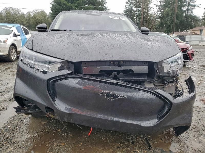 2022 Ford Mustang Mach-e Premium