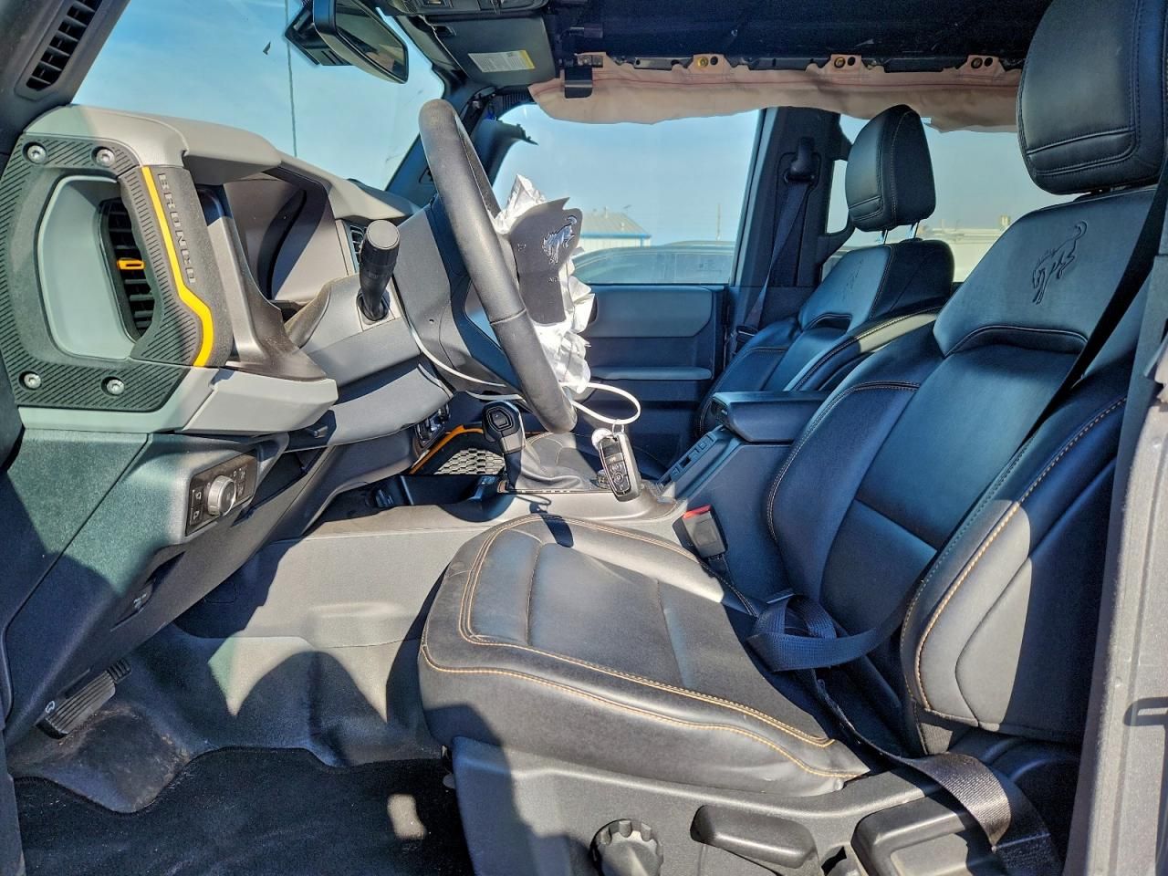 2023 Ford Bronco Base